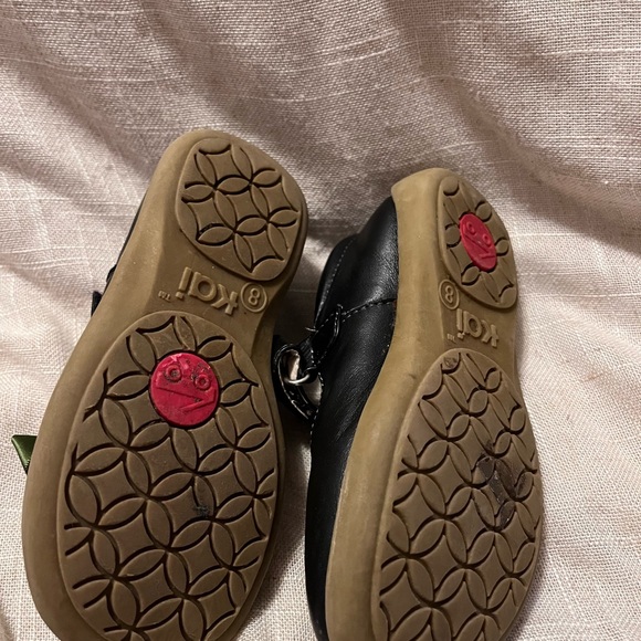 Kai toddler shoes size. Black leather - Picture 2 of 2